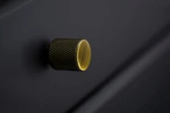 Helix Knob, Stainless Look -Gubi Furni Sales beslag design helix knob 1 1