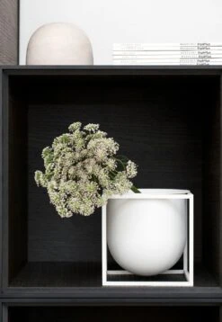 By Lassen Kubus Flower Pot 14, White 10 By Lassen Kubus Flower Pot 14, White -Gubi Furni Sales by lassen kubus flowerpot 14 cm 8