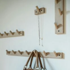 ByOn Else 1-Hook, Wood -Gubi Furni Sales byon else hook oak 1