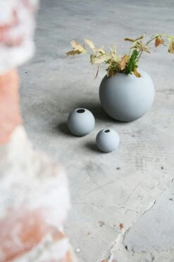 Ball Vase 8 Cm, Grey -Gubi Furni Sales cooee design ball vase 8 cm 13