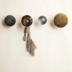 Cozy Living Helene Velvet Hook S, Mustard 8 Cozy Living Helene Velvet Hook S, Mustard -Gubi Furni Sales cozy living helene velvet hook 14