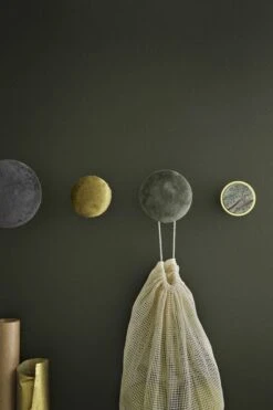 Cozy Living Helene Velvet Hook S, Mustard 9 Cozy Living Helene Velvet Hook S, Mustard -Gubi Furni Sales cozy living helene velvet hook 15