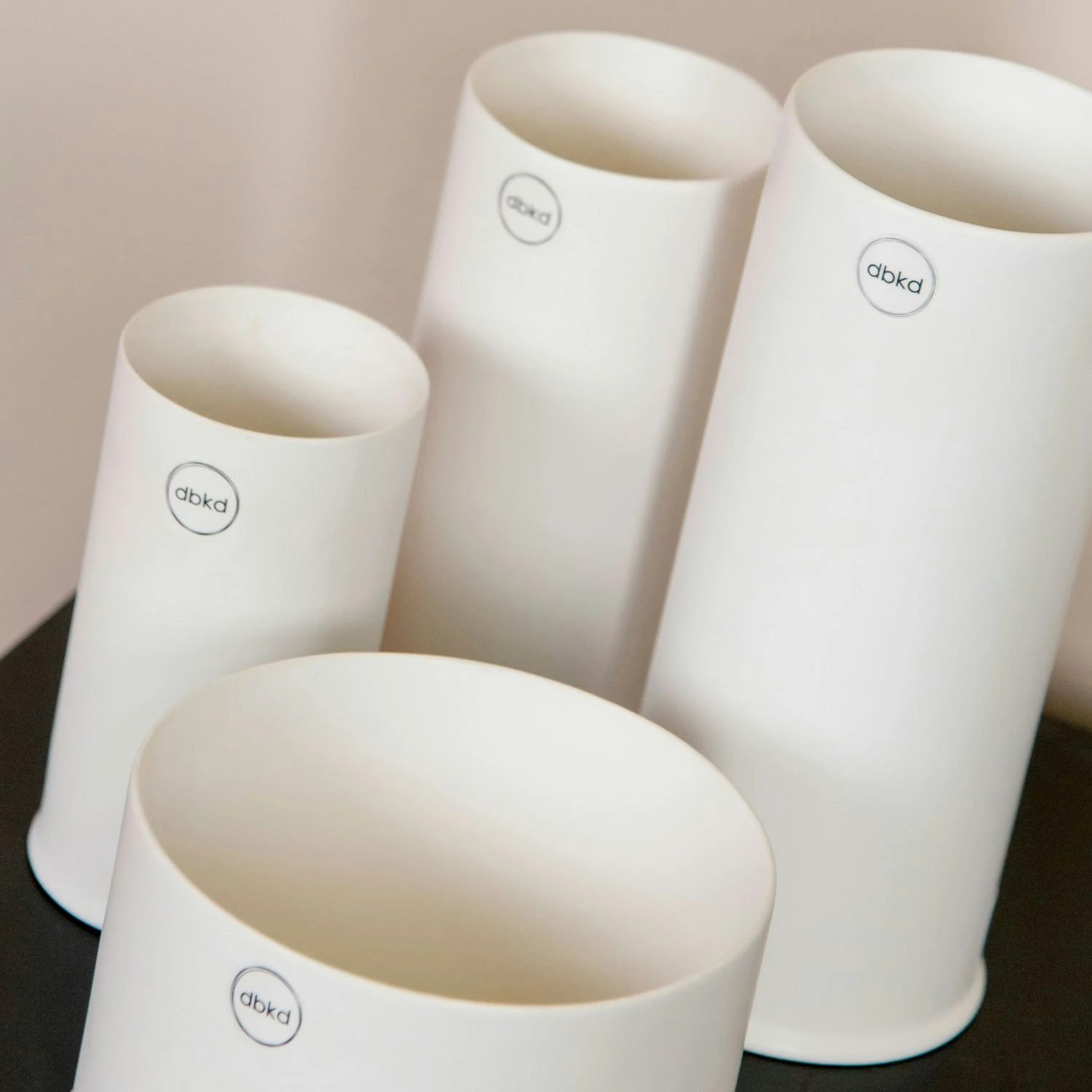 DBKD Astillbe Pot White, 27x60 Cm 5 DBKD Astillbe Pot White, 27x60 Cm - Image 3