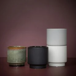 DBKD Solid Pot Small, White 8 DBKD Solid Pot Small, White -Gubi Furni Sales dbkd solid flower pot white 3