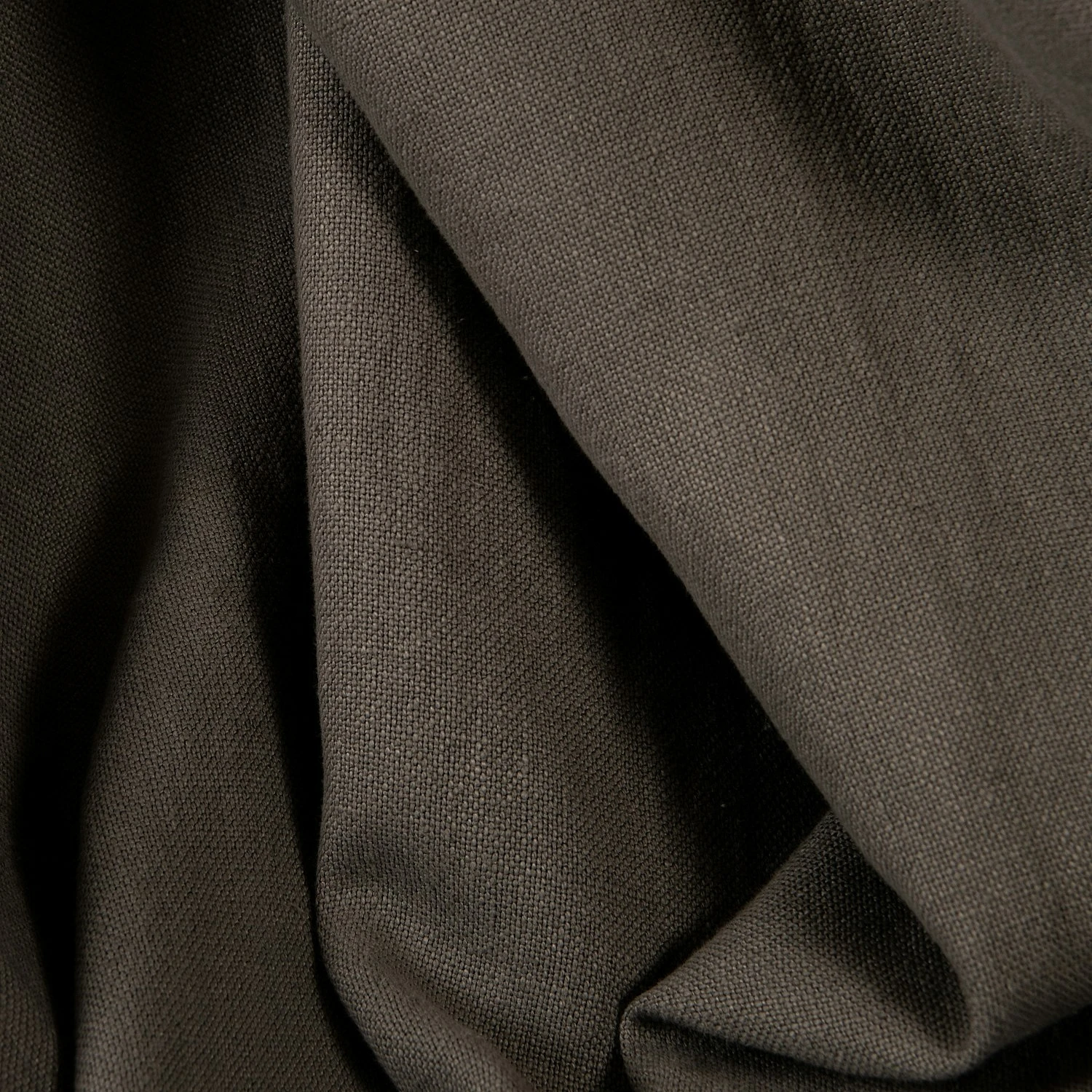 Le Grand Air Sofa 2-Seater Linen, Smokey Granite 6 Le Grand Air Sofa 2-Seater Linen, Smokey Granite - Image 4