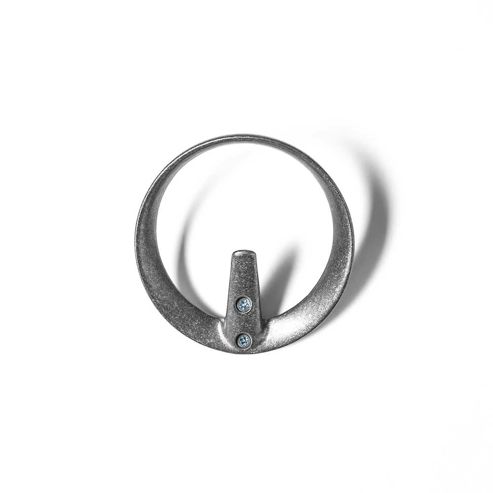 Gloria Hook, Aluminium 3 Gloria Hook, Aluminium