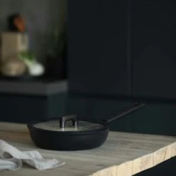 Fiskars Hard Face Saute Pan, 26 Cm 5 Fiskars Hard Face Saute Pan, 26 Cm -Gubi Furni Sales fiskars hard face saute pan 4