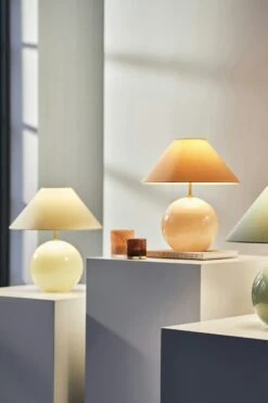 Globen Lighting Iris 35 Table Lamp, Blush -Gubi Furni Sales globen lighting iris 35 15