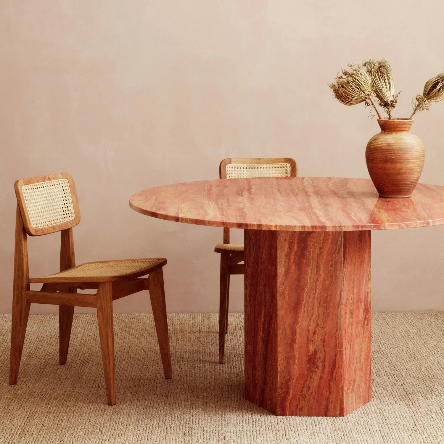 Gubi Epic Dining Table Rund Ø130 Cm, White Travertine 4 Gubi Epic Dining Table Rund Ø130 Cm, White Travertine - Image 2