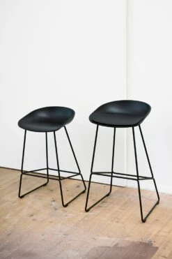 Hay AAS 38 Bar Stool High, Black Frame / Black 10 Hay AAS 38 Bar Stool High, Black Frame / Black -Gubi Furni Sales hay aas 38 bar stool high black frame 7
