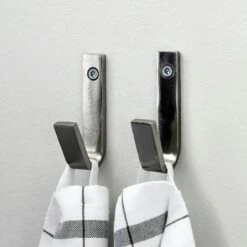 House Doctor Bath Hooks 7 Cm 3-pack, Silver -Gubi Furni Sales house doctor bath hooks 7 cm 3 pack 6