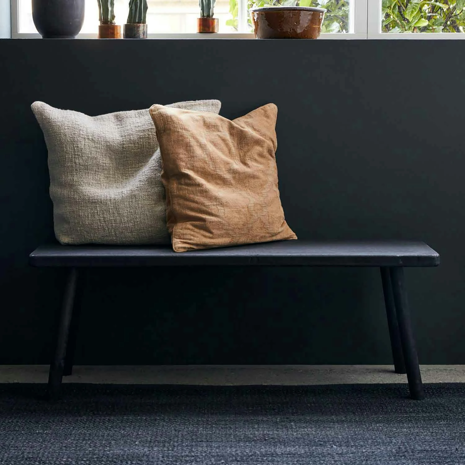 House Doctor Nadi Bench Black, 120x43 Cm 4 House Doctor Nadi Bench Black, 120x43 Cm - Image 2