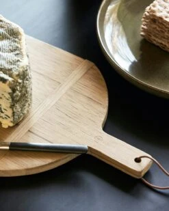 House Doctor Carve Cutting Board 44x25 Cm, Nature -Gubi Furni Sales house doctor skarbrada carve natur l44xw25xh15 3