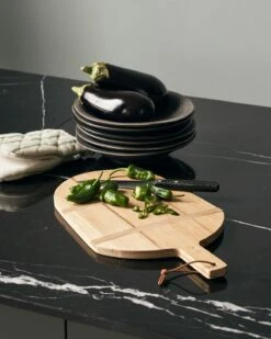 House Doctor Carve Cutting Board 44x25 Cm, Nature -Gubi Furni Sales house doctor skarbrada carve natur l44xw25xh15 4