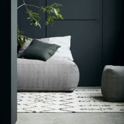 House Doctor Tabi Pouf Grey, 120x60 Cm 6 House Doctor Tabi Pouf Grey, 120x60 Cm -Gubi Furni Sales house doctor tabi pouf grey 5