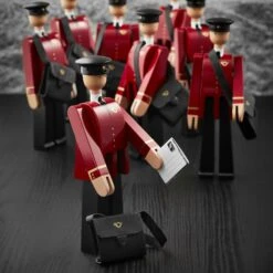 Kay Bojesen Facteur Einar 20cm -Gubi Furni Sales kay bojesen facteur einar 20cm 4