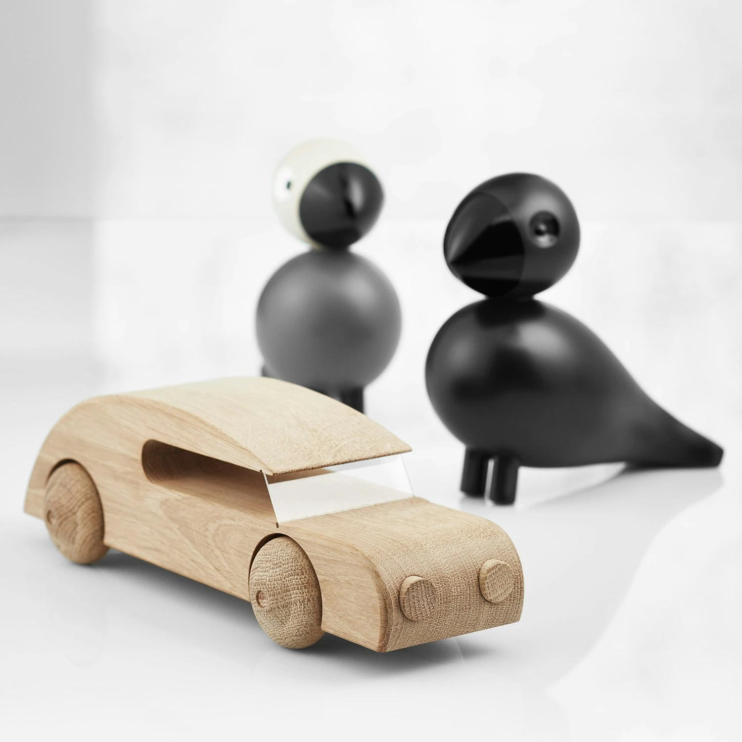 Kay Bojesen Automobil Sedan 27 Cm, Oak 6 Kay Bojesen Automobil Sedan 27 Cm, Oak - Image 4