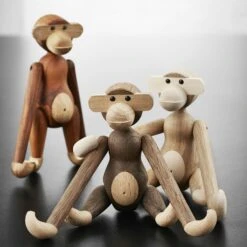 Kay Bojesen Monkey Small, Oak/Smoked Oak 12 Kay Bojesen Monkey Small, Oak/Smoked Oak -Gubi Furni Sales kay bojesen kay bojesen monkey small oak smoked oak 4