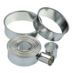 Kitchen Craft Assorted Round Plain Pastry Cutters, Set Of 11