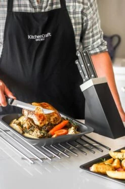 Kitchen Craft Master Class Baking Set 8 Pieces -Gubi Furni Sales kitchen craft eight piece baking and roasting set gift boxed 1