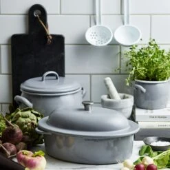 Kockums Jernverk Pot 4 L, Grey -Gubi Furni Sales kockums jernverk pot 4 l 3