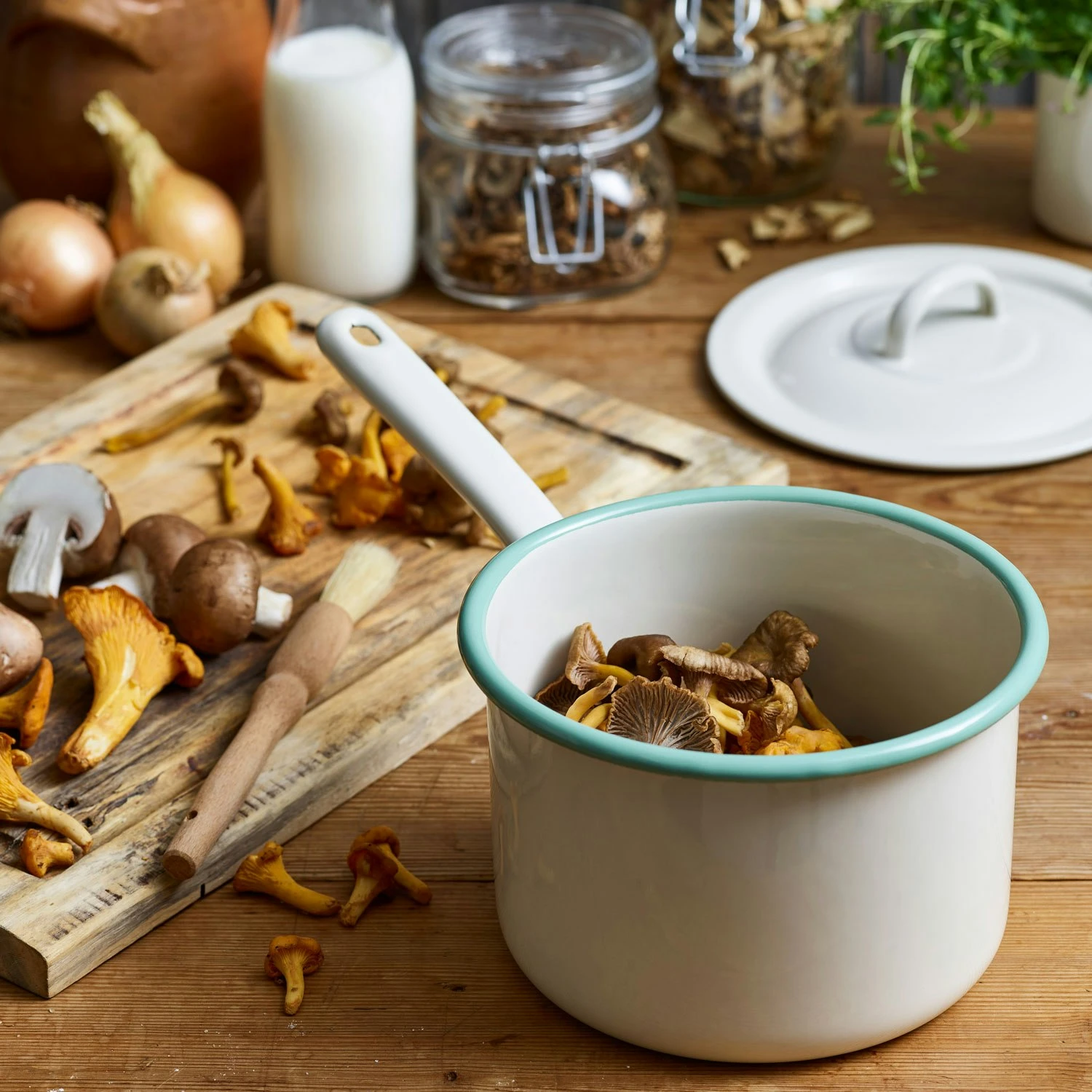 Kockums Jernverk Saucepan 2,3 L, Cream Lux 6 Kockums Jernverk Saucepan 2,3 L, Cream Lux - Image 4