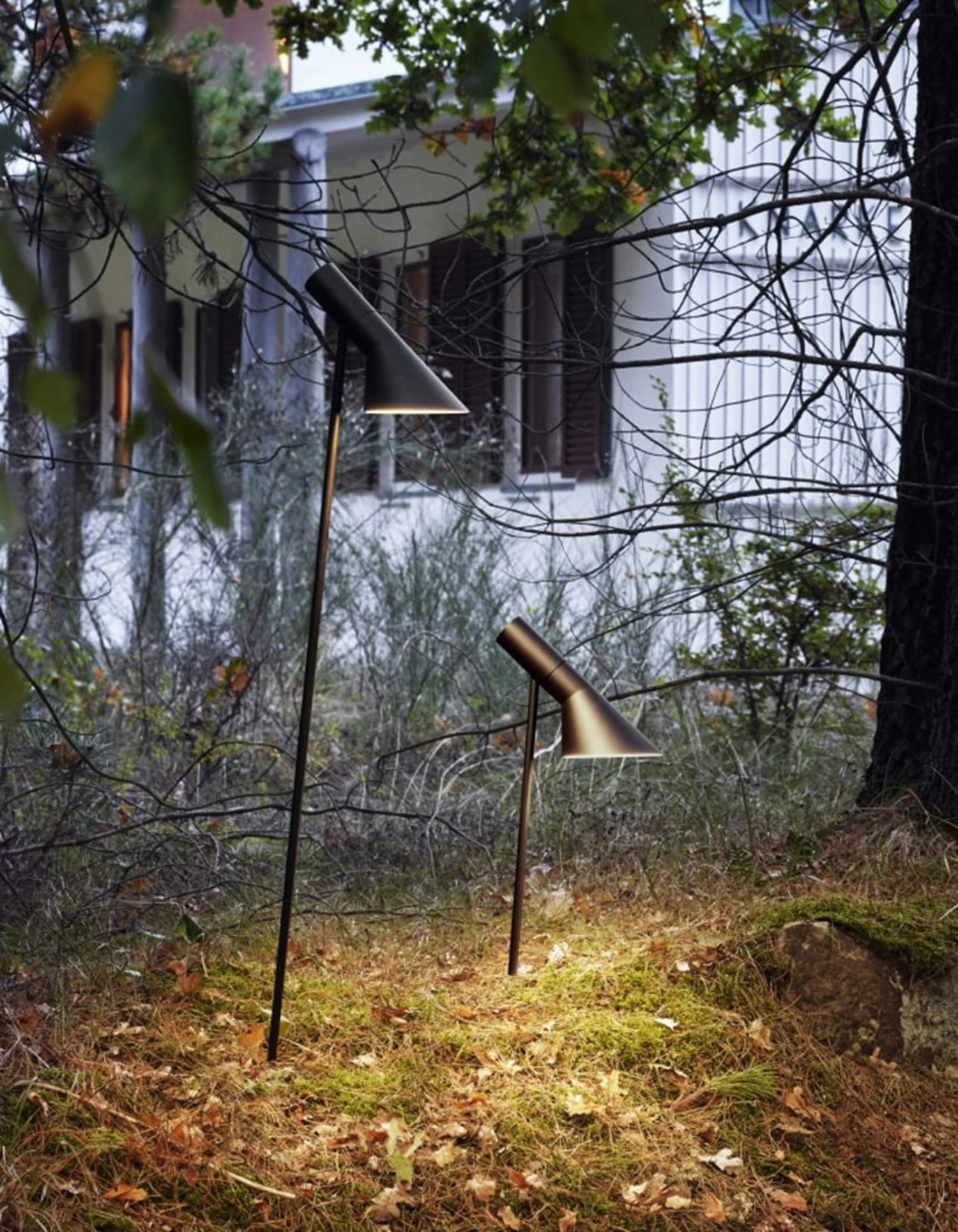 Louis Poulsen AJ Garden Bollard Long Without Adapter 3000K Spike 4 Louis Poulsen AJ Garden Bollard Long Without Adapter 3000K Spike - Image 2