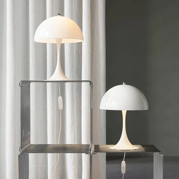 Louis Poulsen Panthella Mini Table Lamp, White Opal Acrylic 5 Louis Poulsen Panthella Mini Table Lamp, White Opal Acrylic - Image 3