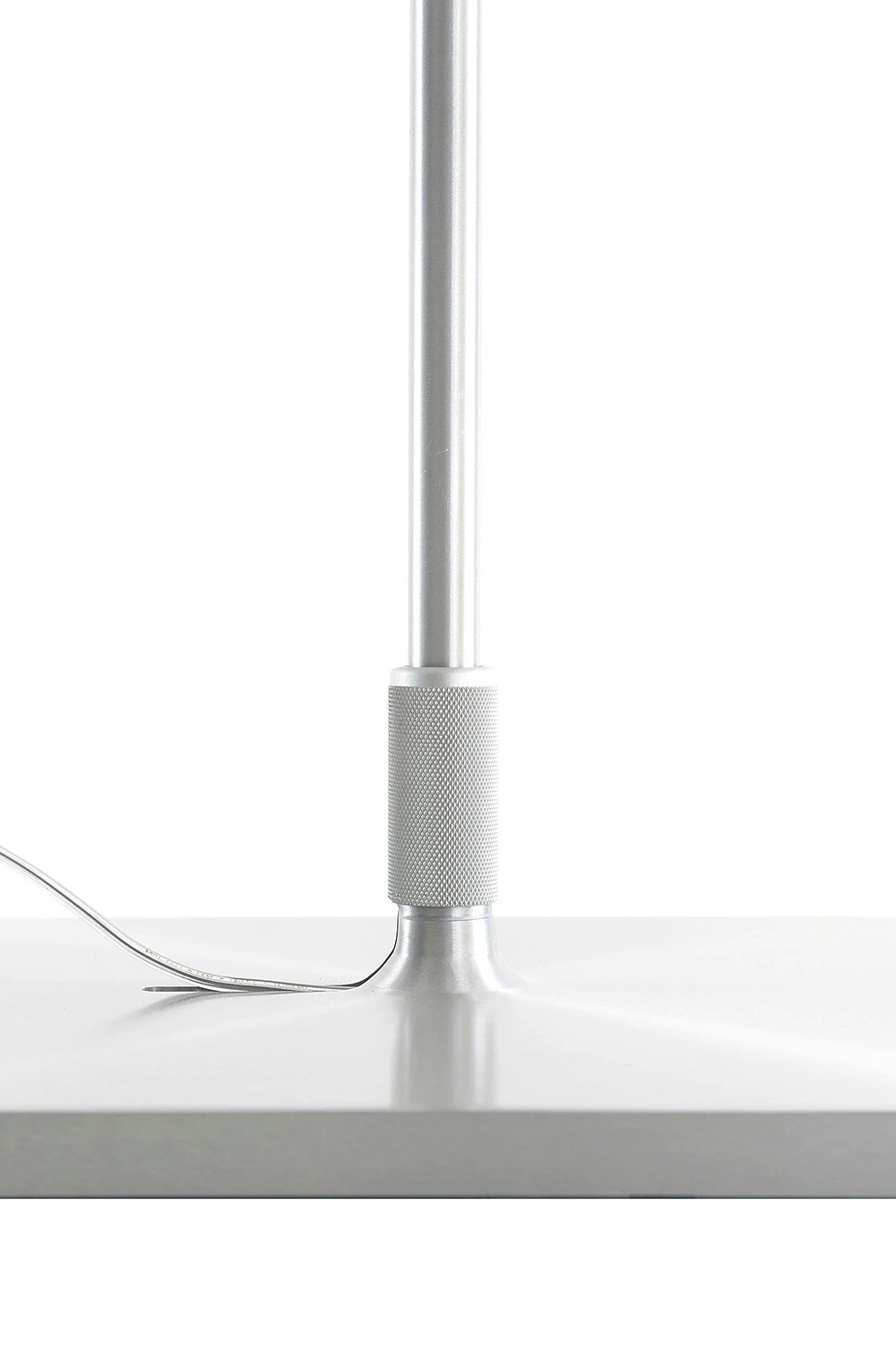 Luceplan Costanza Floor Lamp, Aluminum/White 5 Luceplan Costanza Floor Lamp, Aluminum/White - Image 3