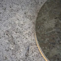 Dondo Coffee Table Ø80 Cm, Oak / Planed Limestone -Gubi Furni Sales mavis sidobord dondo d45 vitpig matt ek kalksten 7