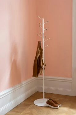 Maze Bill Floor Hanger Hook, White -Gubi Furni Sales maze bill floor hanger 15