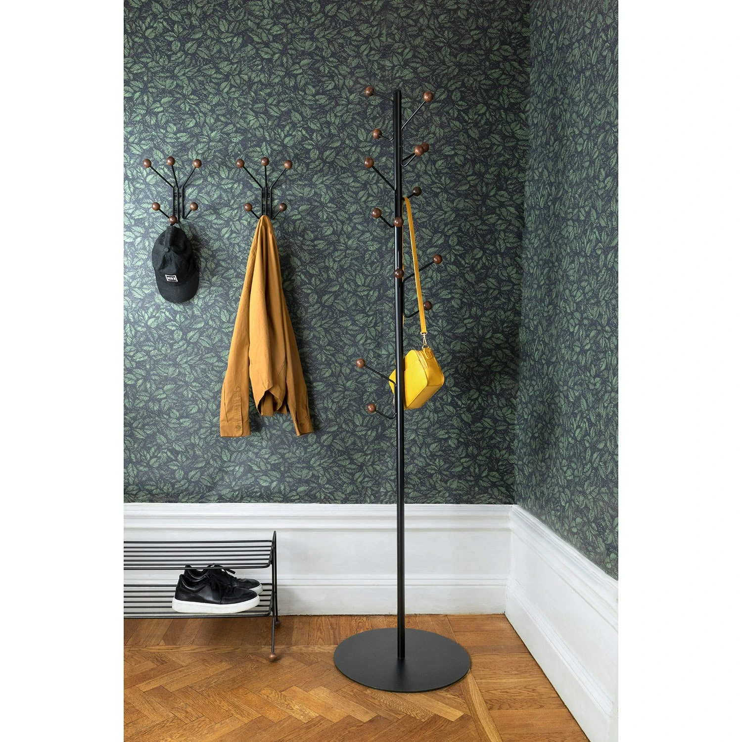 Maze Bill Floor Hanger Hook, Black/Brown 5 Maze Bill Floor Hanger Hook, Black/Brown - Image 3