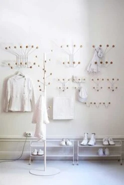 Maze Bill L Hanger, White -Gubi Furni Sales maze bill l hanger 4