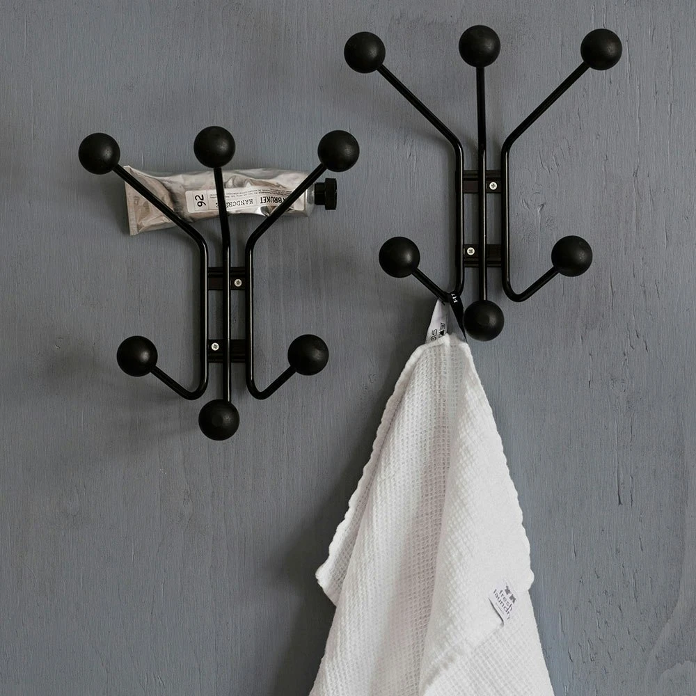 Maze Bill XS Hanger, Black 4 Maze Bill XS Hanger, Black - Image 2