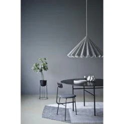 Menu Wire Flower Pot, Black 11 Menu Wire Flower Pot, Black -Gubi Furni Sales menu wire flower pot 5