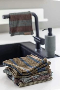 Mette Ditmer ELVIRA Dishcloth 2-pack, Ochre 6 Mette Ditmer ELVIRA Dishcloth 2-pack, Ochre -Gubi Furni Sales mette ditmer elvira dishcloth 2 pack 5