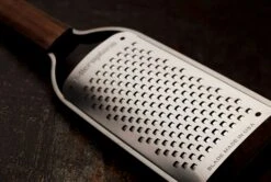 Microplane Master Grater, Coarse -Gubi Furni Sales microplane master grater coarse 2