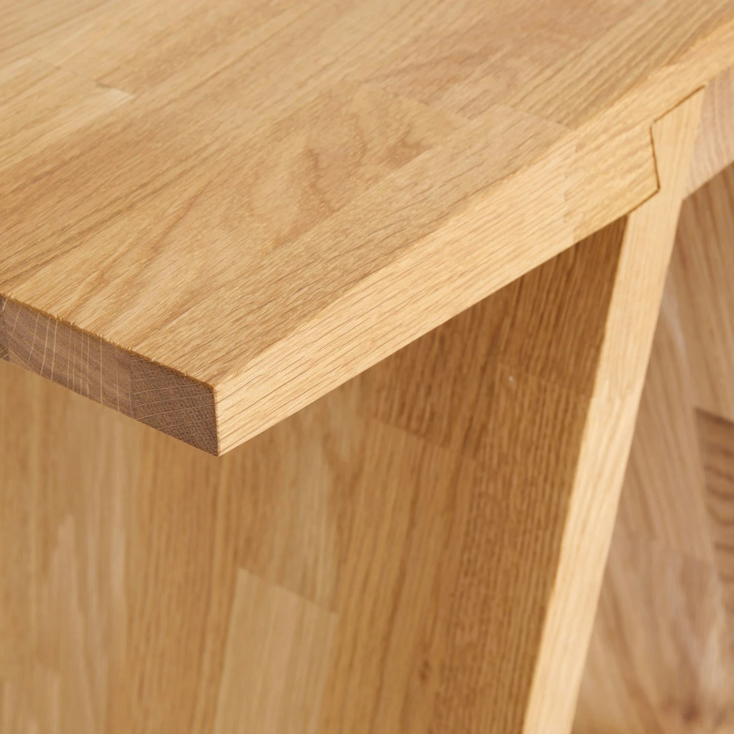 Muubs Angle Stool Solid Oak, Natural / Oil 5 Muubs Angle Stool Solid Oak, Natural / Oil - Image 3