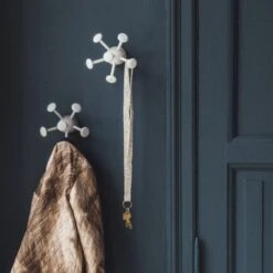 Nofred Wall Bug Hook Ø16 Cm, White 11 Nofred Wall Bug Hook Ø16 Cm, White -Gubi Furni Sales nofred wall bug hook 7