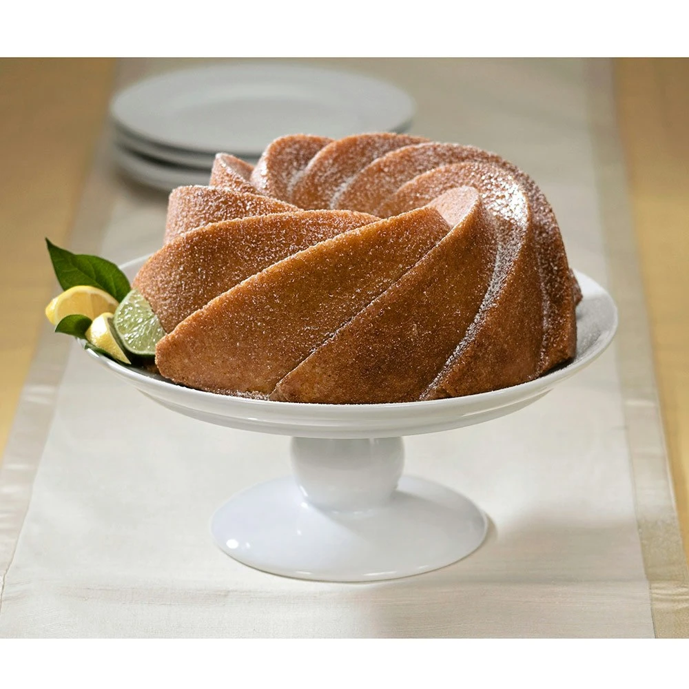 Nordic Ware Heritage Bundt Pan, Aluminium 4 Nordic Ware Heritage Bundt Pan, Aluminium - Image 2