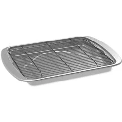 Nordic Ware Oven Crisp Baking Tray With Grid