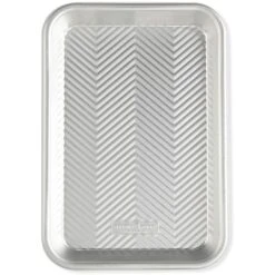 Nordic Ware Prism Eighth Baking Tin 33x24 Cm