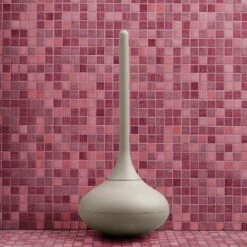 Normann Copenhagen Ballo Toilet Brush, Light Grey -Gubi Furni Sales normann copenhagen ballo toilet brush black 4 1