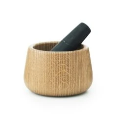 Normann Copenhagen Craft Mortar & Pestle Ø13cm, Black