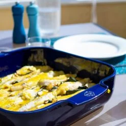 Peugeot Appolia Oven Dish 28x28 Cm, Blue 7 Peugeot Appolia Oven Dish 28x28 Cm, Blue -Gubi Furni Sales peugeot appolia oven dish 28x28 cm 7