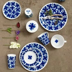 Rörstrand Mon Amie Jar With Lid 6 Rörstrand Mon Amie Jar With Lid -Gubi Furni Sales rorstrand mon amie jar with lid 1