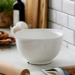 Rosti Victoria Bowl White, 3 L 7 Rosti Victoria Bowl White, 3 L -Gubi Furni Sales rosti bowl victoria 2 liters white 5