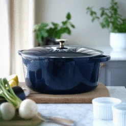 Cast Iron Pot 4,4 L, Midnight Blue -Gubi Furni Sales sabor cast iron pot 44 l 12