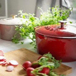 Cast Iron Pot 4,4 L, Red -Gubi Furni Sales sabor cast iron pot 44 l 20