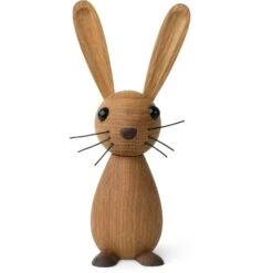 Spring Copenhagen Jumper Hare Wooden Figurine 17 Cm -Gubi Furni Sales spring copenhagen jumper hare dekoration 17 cm ek 14